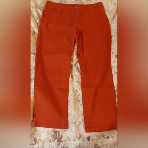 Bandolino Sz 6 Capris Pink. NWOT